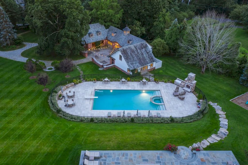 The Home in Connecticut is a luxurious home designed by New York architect William B. Tubby now available for sale. This home located at 544 Oenoke Rdg, New Canaan, Connecticut; offering 12 bedrooms and 16 bathrooms with 25,000 square feet of living spaces.