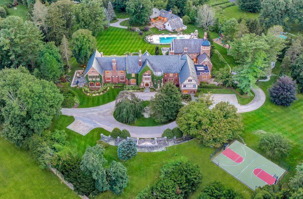 The Home in Connecticut is a luxurious home designed by New York architect William B. Tubby now available for sale. This home located at 544 Oenoke Rdg, New Canaan, Connecticut; offering 12 bedrooms and 16 bathrooms with 25,000 square feet of living spaces.