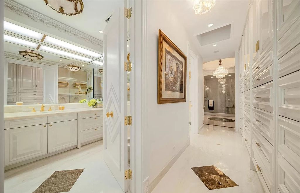 The Home in Hawaii is a luxurious home offering unprecedented privacy combined with sophisticated, cosmopolitan lifestyle now available for sale. This home located at 828 Moaniala St, Honolulu, Hawaii; offering 05 bedrooms and 09 bathrooms with 8,424 square feet of living spaces.