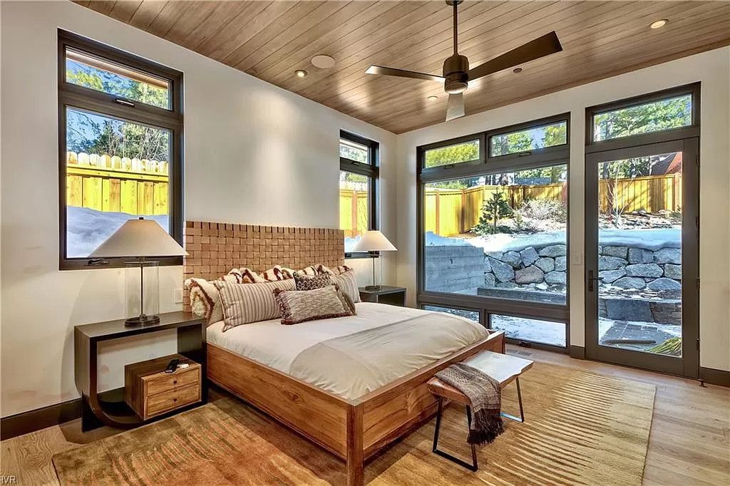Spectacular Modern and Smart Mountain Home in Nevada asks for $8,450,000