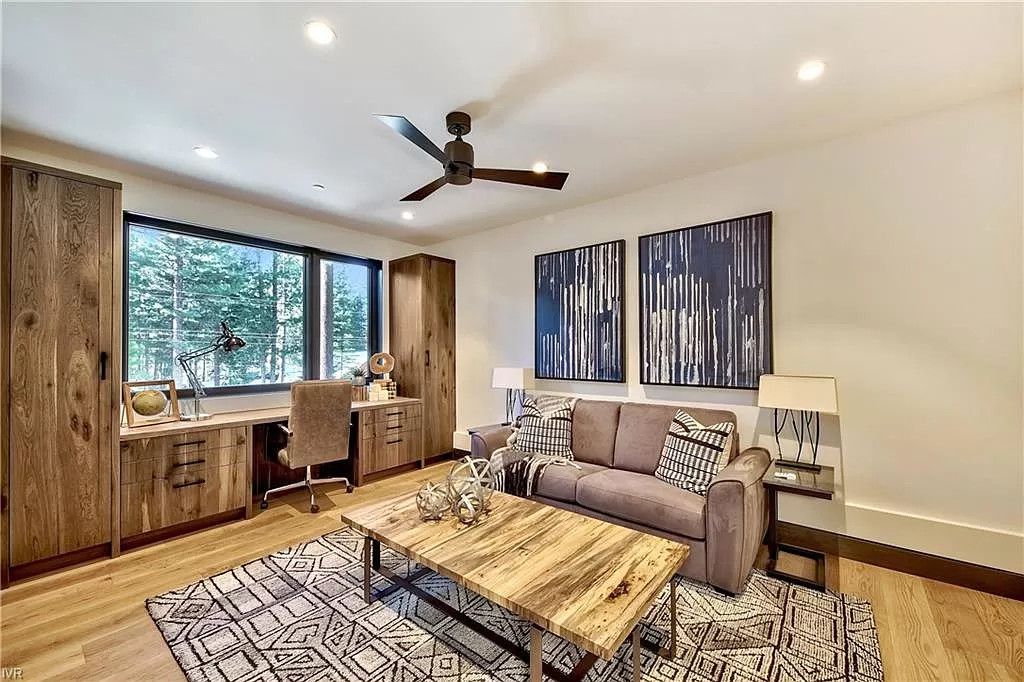 Spectacular Modern and Smart Mountain Home in Nevada asks for $8,450,000