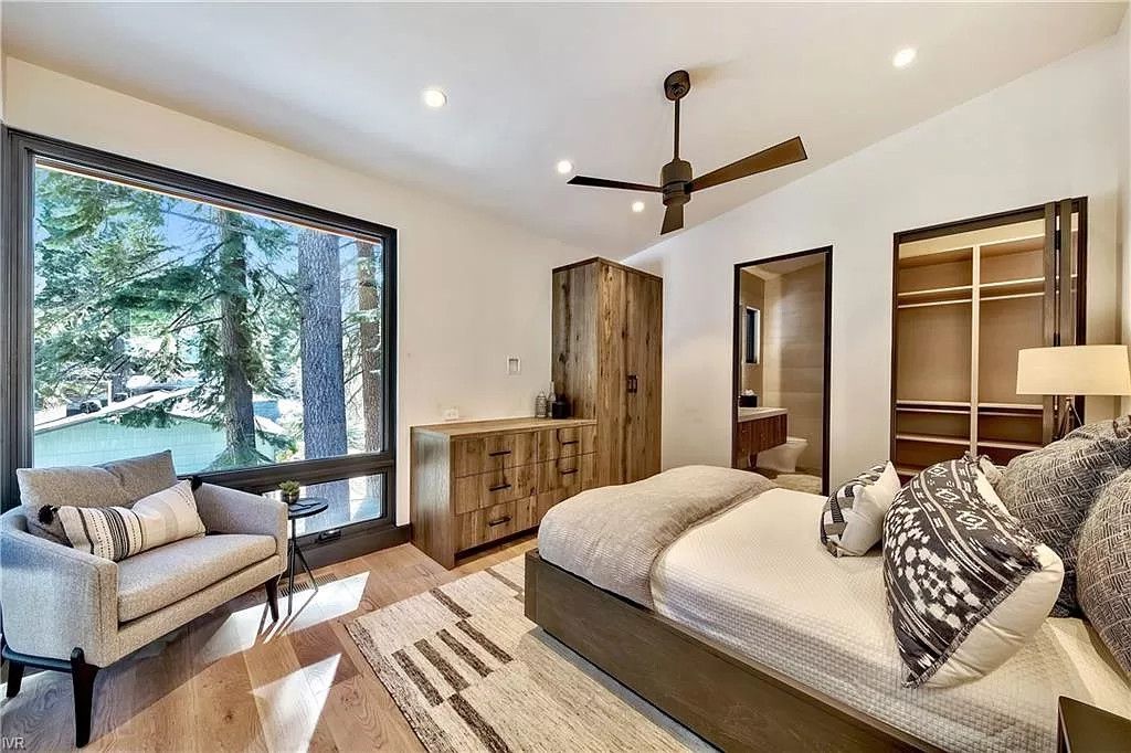 Spectacular Modern and Smart Mountain Home in Nevada asks for $8,450,000