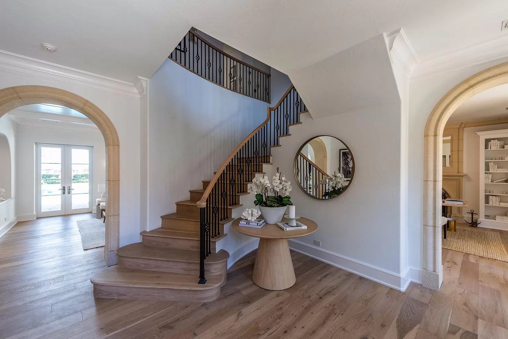The Villa in Palm Beach is a wonderful Mediterranean Villa with substantial renovations now reaching completion now available for sale. This home located at 1320 N Lake Way, Palm Beach, Florida