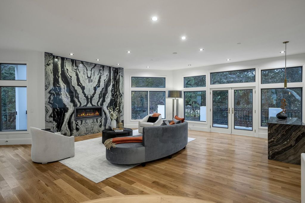 The Home in Woodside is an exceptional residence midway between San Francisco and Silicon Valley now available for sale. This home located at 333 Raymundo Dr, Woodside, California
