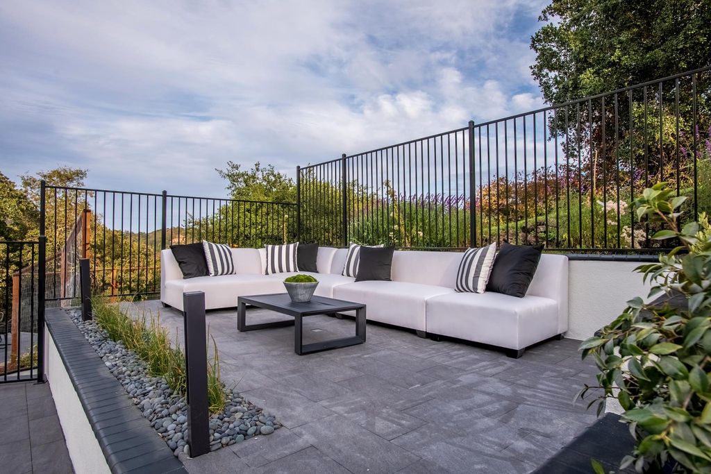 The Home in Woodside is an exceptional residence midway between San Francisco and Silicon Valley now available for sale. This home located at 333 Raymundo Dr, Woodside, California