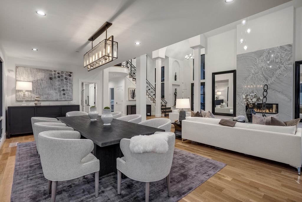 The Home in Woodside is an exceptional residence midway between San Francisco and Silicon Valley now available for sale. This home located at 333 Raymundo Dr, Woodside, California