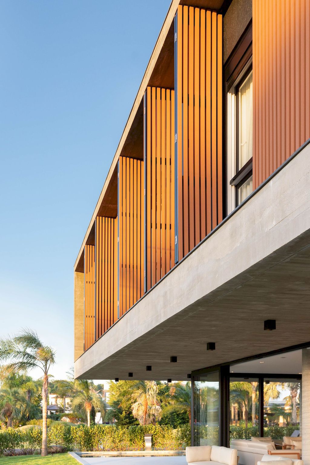 Beach House Lagos Park 401 House by NBW Arquitetura E Interiores