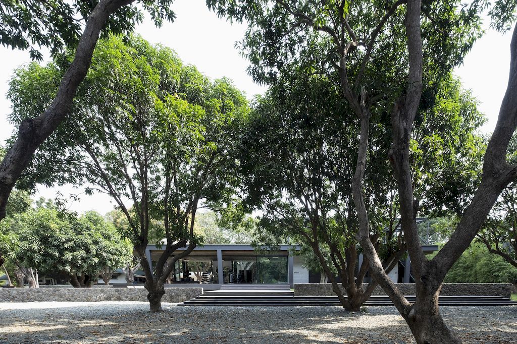 CG Villa Calatagan GymVilla in Philippines by 8x8 Design Studio Co 12