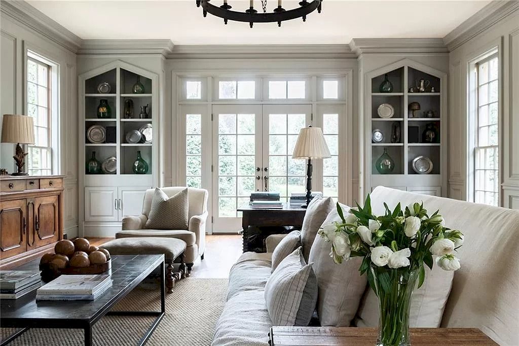 The Home in Georgia is a luxurious home extensively renovated to showcase high ceilings, beautiful hardwoods, gracious rooms and so much more appeal now available for sale. This home located at 2943 Habersham Rd NW, Atlanta, Georgia; offering 05 bedrooms and 06 bathrooms with 7,613 square feet of living spaces.