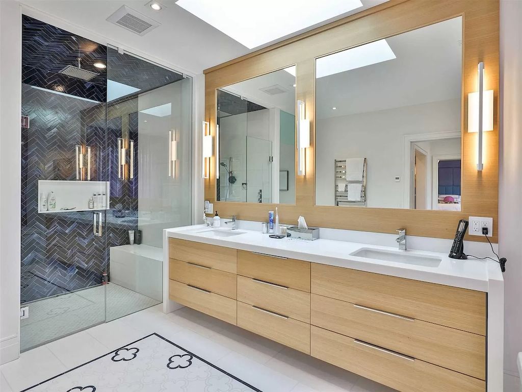 The House in Toronto offers a unique opportunity to own a truly on-of-a-kind home in one of the most sought-after neighbourhood, now available for sale