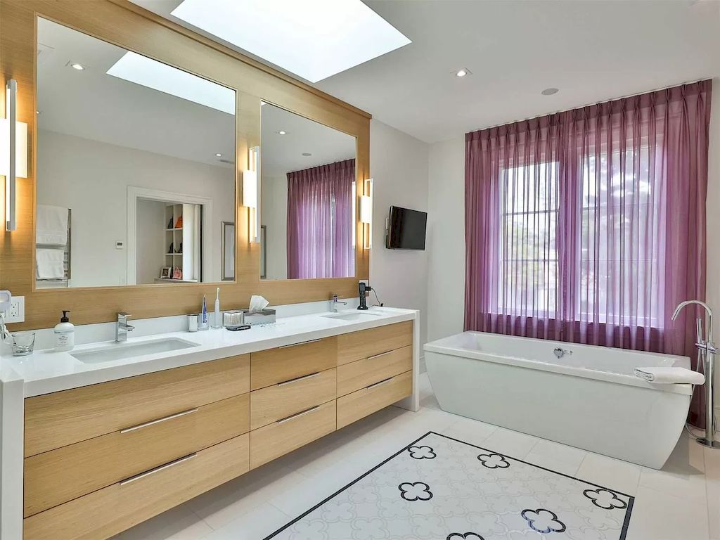 The House in Toronto offers a unique opportunity to own a truly on-of-a-kind home in one of the most sought-after neighbourhood, now available for sale