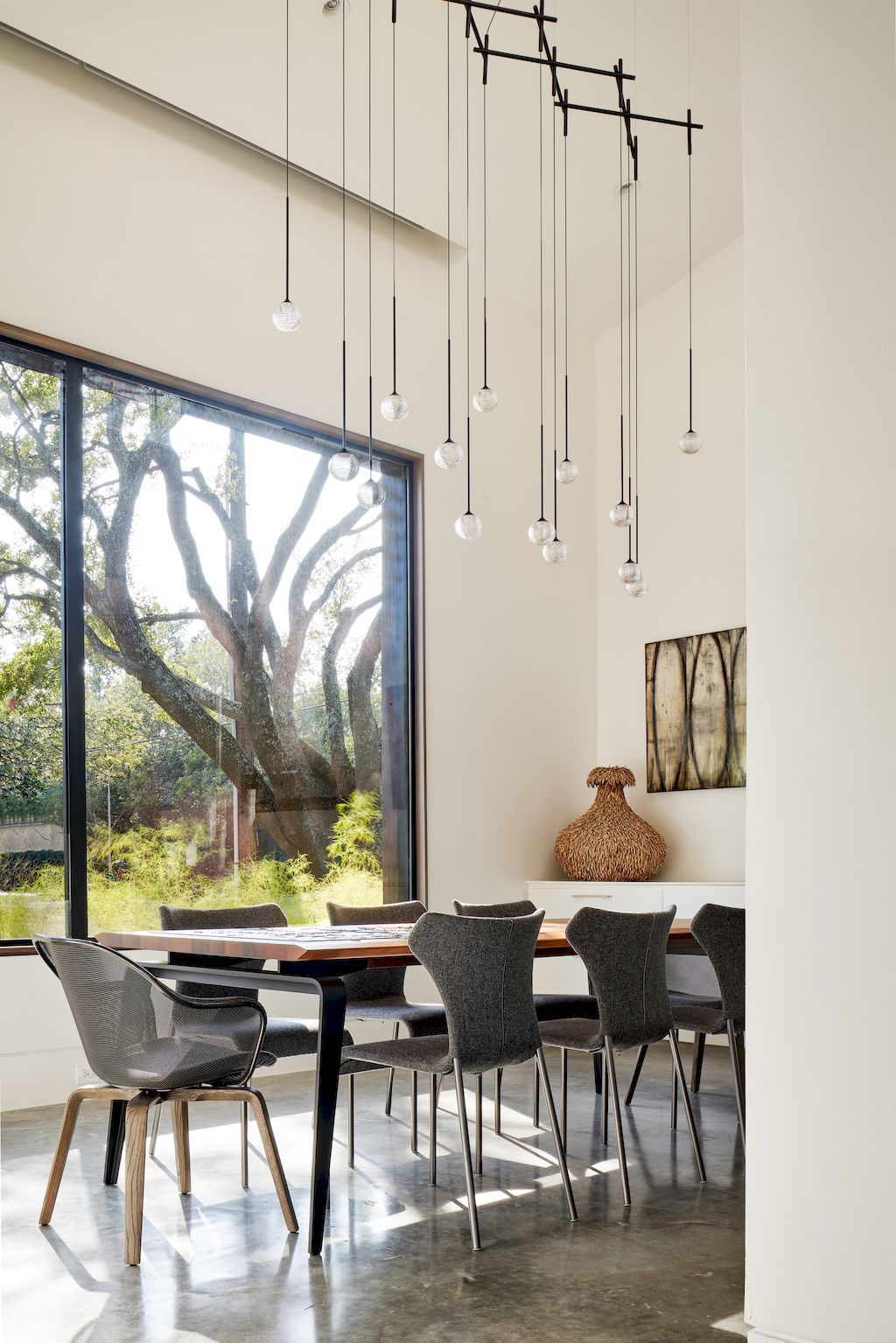 Greenbriar Residence Elegant series of stones by CONTENT Architecture 16