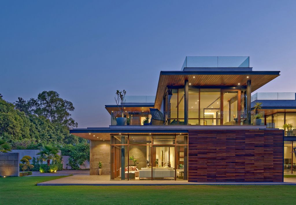 Horizon House, Stunning house in New Delhi, India by DADA Partners