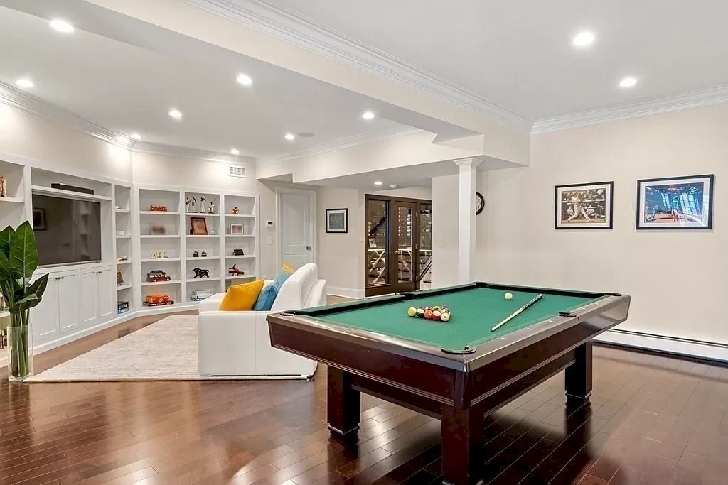 The Home in Massachusetts is a luxurious home recently renovated with the highest level of construction now available for sale. This home located at 60 Buckskin Dr, Weston, Massachusetts; offering 05 bedrooms and 07 bathrooms with 8,470 square feet of living spaces. 