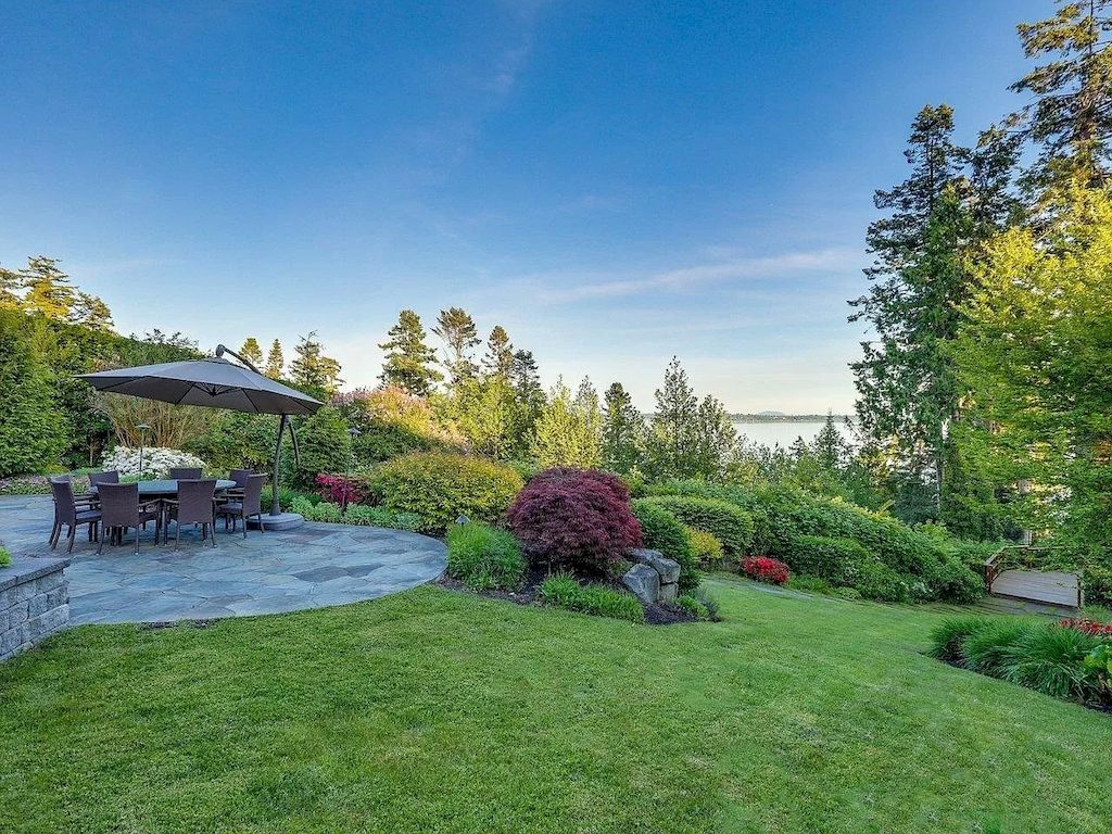 The House in White Rock is designed by renowned architect Bill Daniels  with exceptional quality & the finest workmanship, now available for sale. This home located at 13720 Marine Dr, White Rock, BC V4B 1A4, Canada