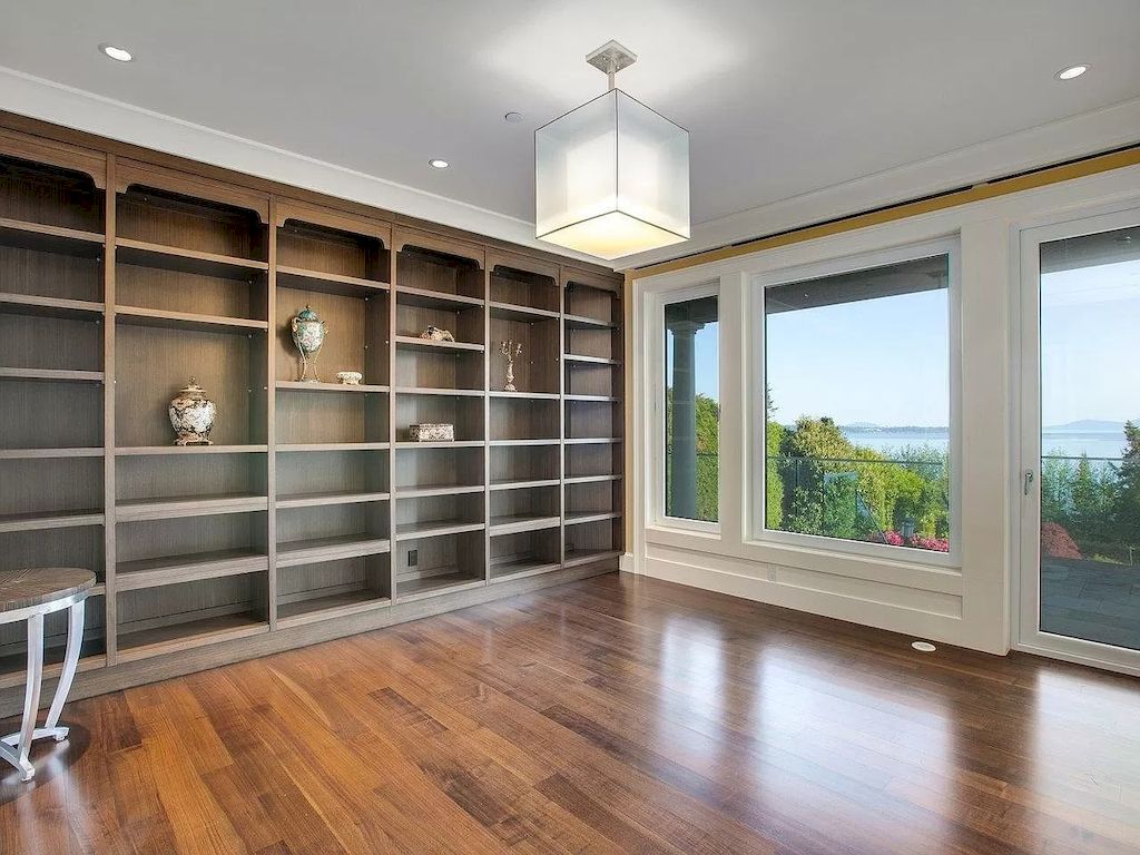 The House in White Rock is designed by renowned architect Bill Daniels  with exceptional quality & the finest workmanship, now available for sale. This home located at 13720 Marine Dr, White Rock, BC V4B 1A4, Canada