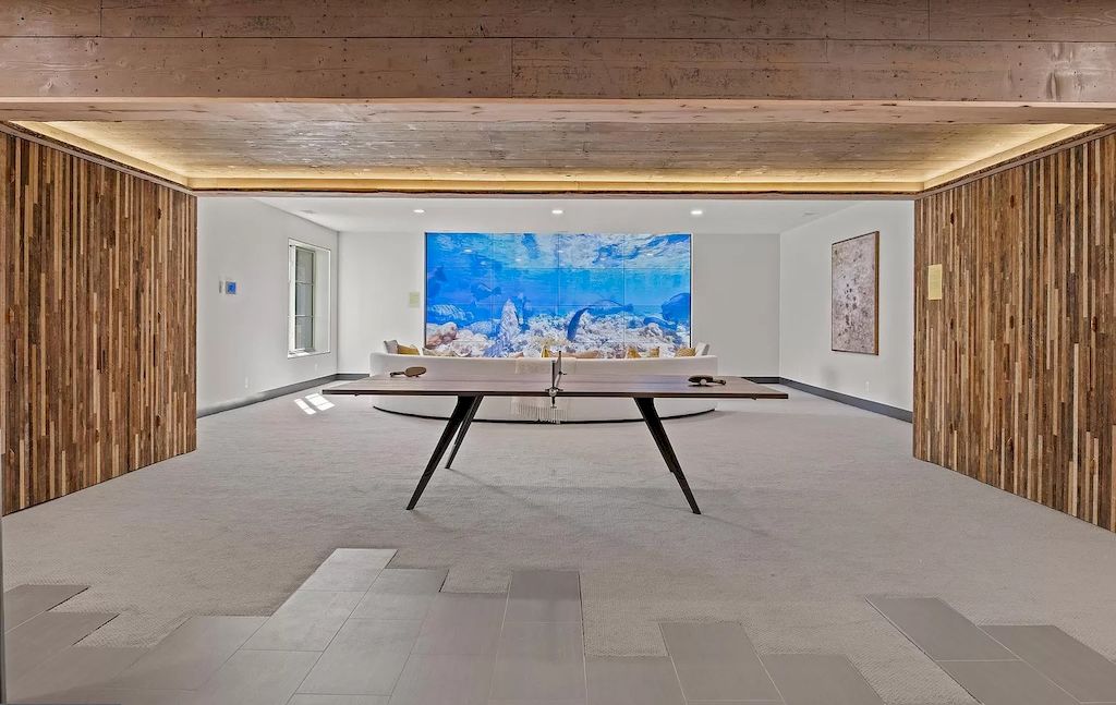 The Home in Virginia is a luxurious home offering spacious living and entertaining oasis now available for sale. This home located at 1120 Guilford Ct, McLean, Virginia; offering 04 bedrooms and 08 bathrooms with 8,838 square feet of living spaces.