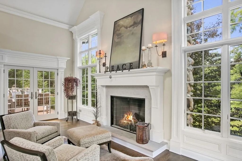 The Home in New Jersey is a luxurious farmhouse compounds featuring soaring ceilings, glass walls, a beautiful pool, a gallery and more now available for sale. This home located at 255 E Saddle River Rd, Saddle River, New Jersey; offering 06 bedrooms and 07 bathrooms with approximately 10 acres of land.