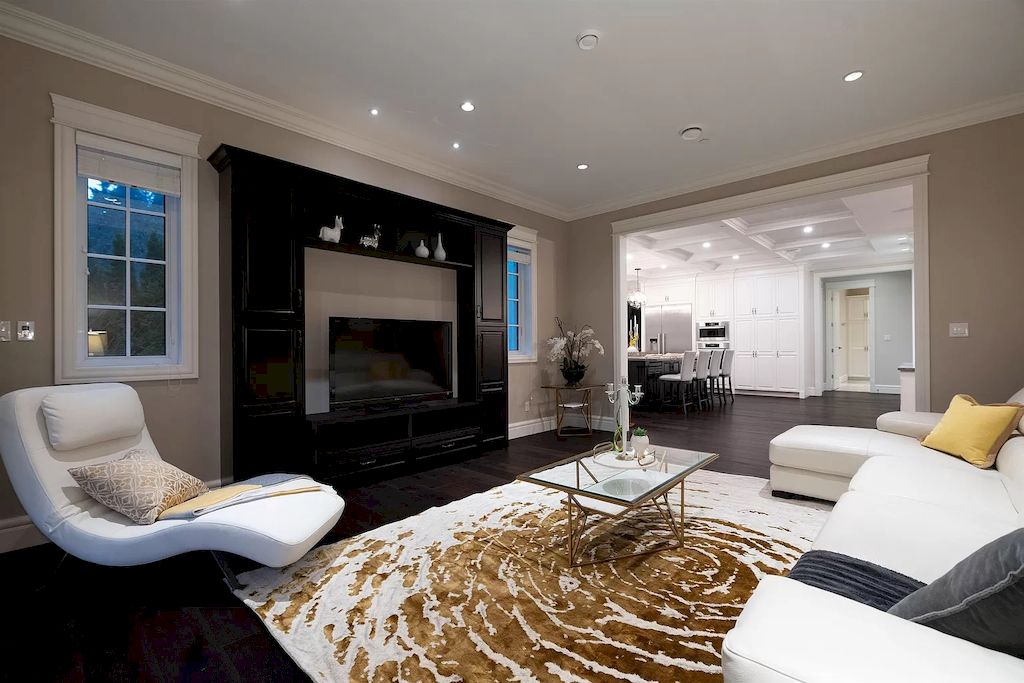 The Mansion in West Vancouver is a gorgeous custom built luxury home with exquisitely finished with high-end quality & details, now available for sale