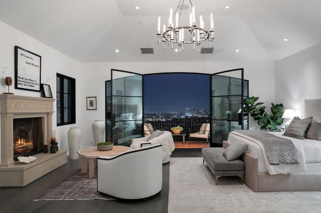 The Villa in Los Angeles is a newly built compound with separate guest house and pool bath perfect for for entertaining now available for sale. This home located at 9368 Flicker Way, Los Angeles, California