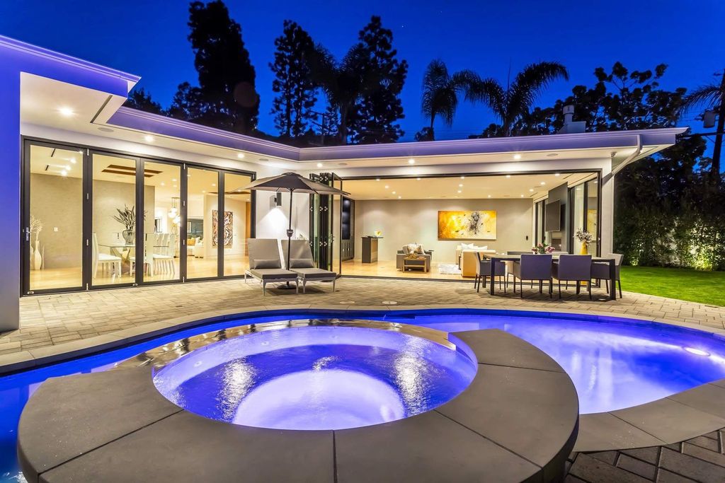 The Home in Beverly Hills is a stunning contemporary compound in a coveted lower Coldwater Canyon now available for sale. This home located at 9565 Cherokee Ln, Beverly Hills, California