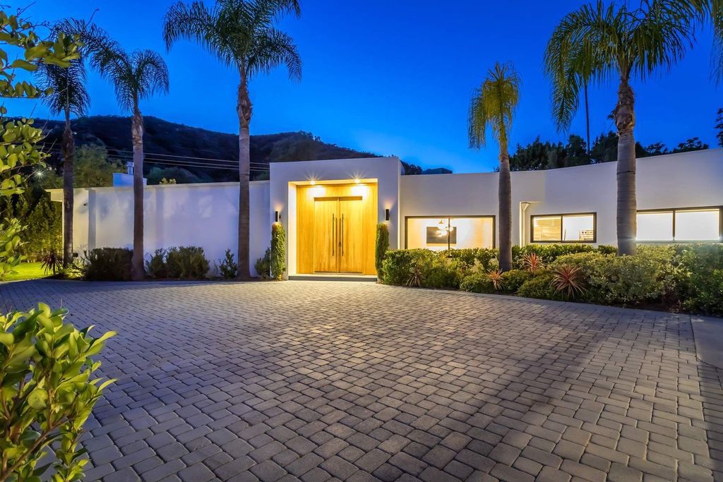 The Home in Beverly Hills is a stunning contemporary compound in a coveted lower Coldwater Canyon now available for sale. This home located at 9565 Cherokee Ln, Beverly Hills, California