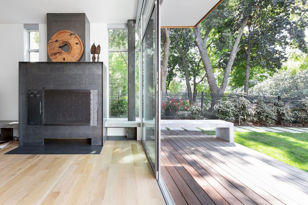 Spa creek house with harmony of private public space by GriD Architects 5