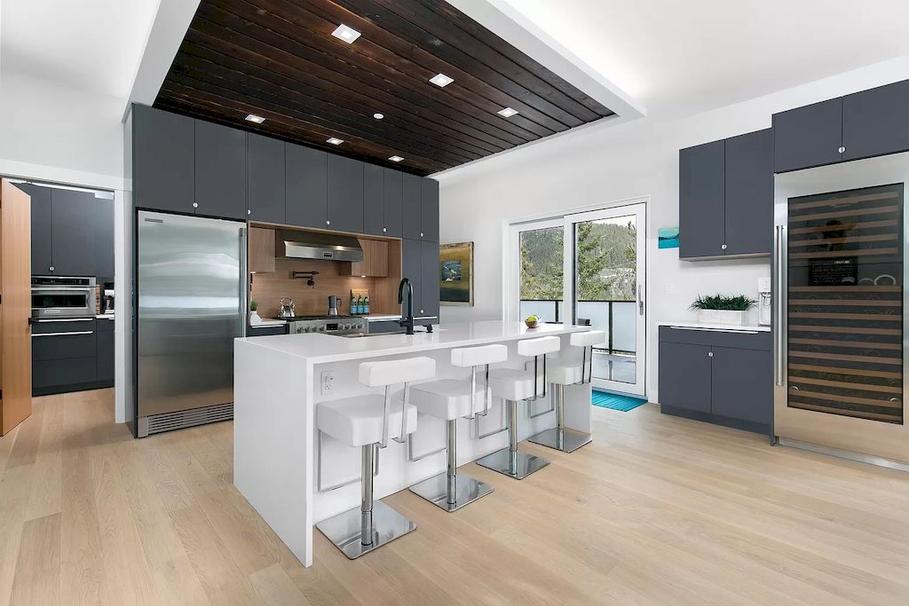The House in Whistler has the bone structure, premium steel framing, makes for extra energy efficiency, incredible design options and healthy environment, now available for sale