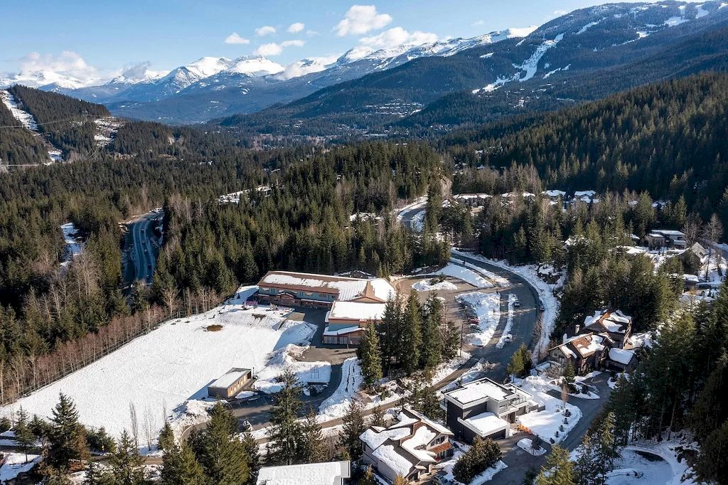 The House in Whistler has the bone structure, premium steel framing, makes for extra energy efficiency, incredible design options and healthy environment, now available for sale