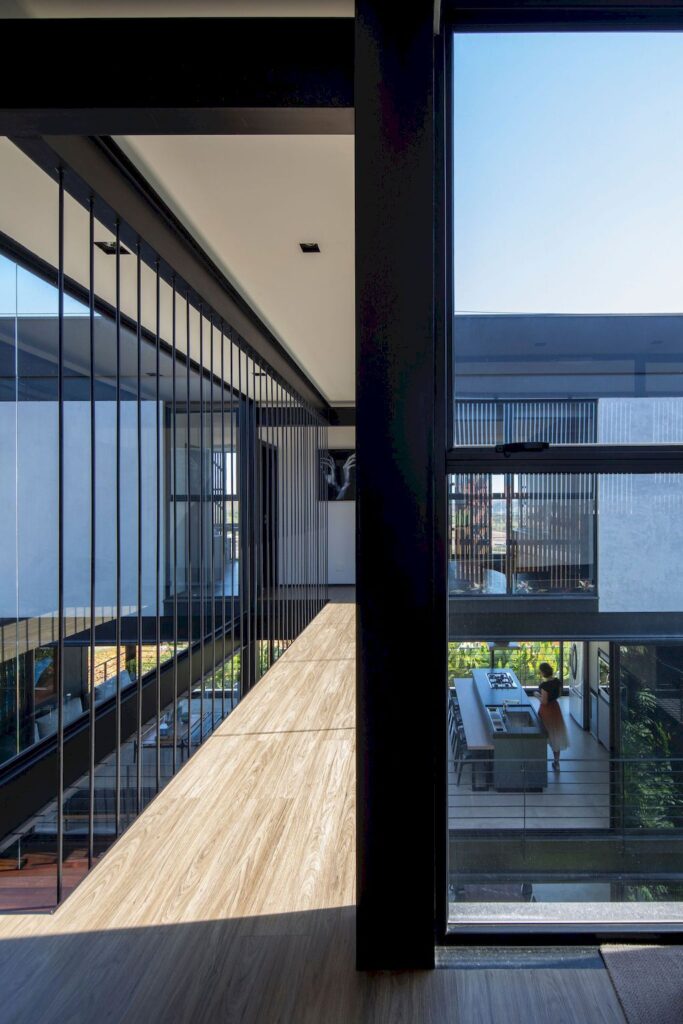 Stunning three storey project H House in Brazil by Sonne Muller Arquitetos 13