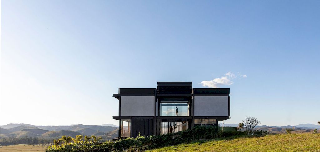 Stunning three storey project H House in Brazil by Sonne Muller Arquitetos 18