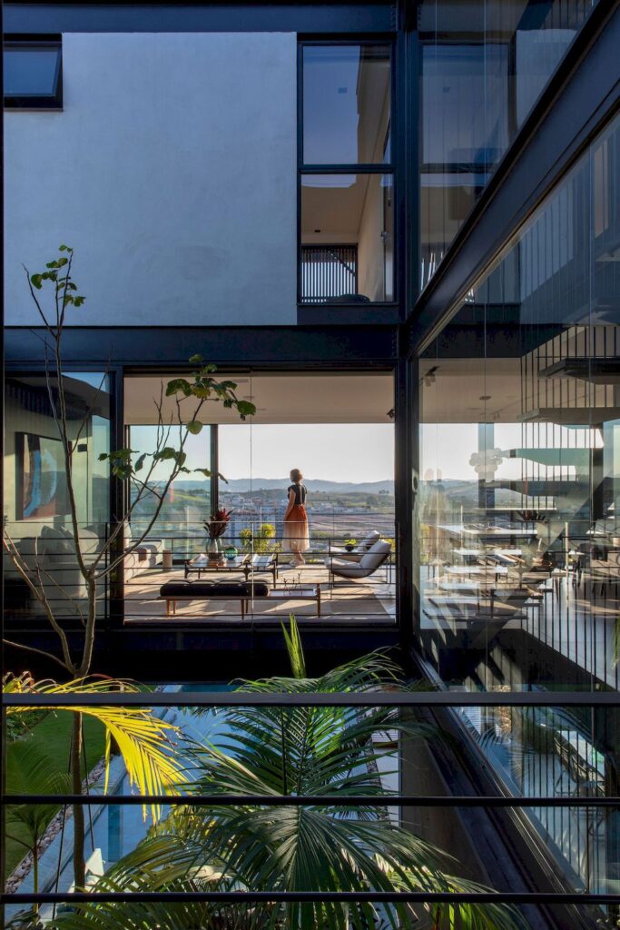 Stunning three storey project H House in Brazil by Sonne Muller Arquitetos 5