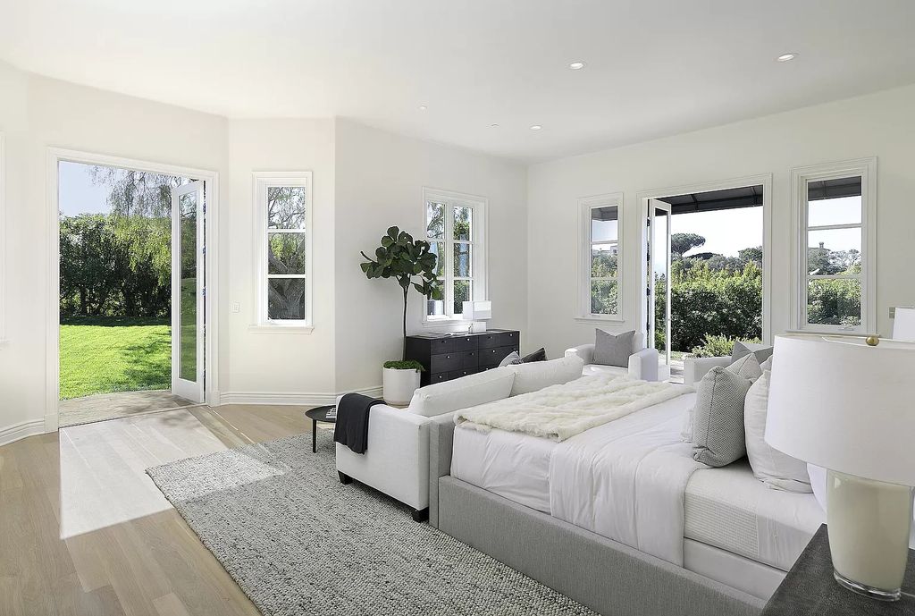 The Villa in Santa Barbara is a turnkey Ennisbrook estate successfully pairs traditional Mediterranean architecture with contemporary refinement now available for sale. This home located at 1885 Jelinda Dr, Santa Barbara, California