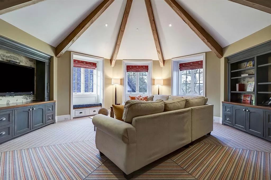 This 17900000 English Manor Estate in Houston was Built of Only The Finest Materials 17