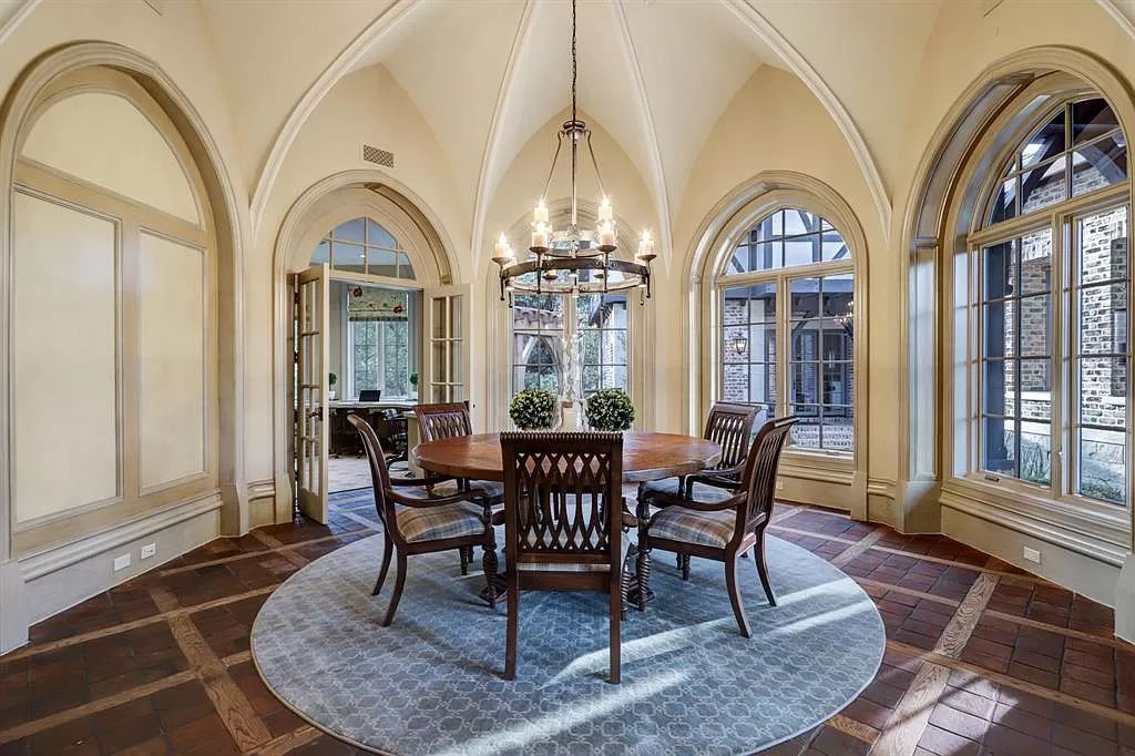 This 17900000 English Manor Estate in Houston was Built of Only The Finest Materials 28