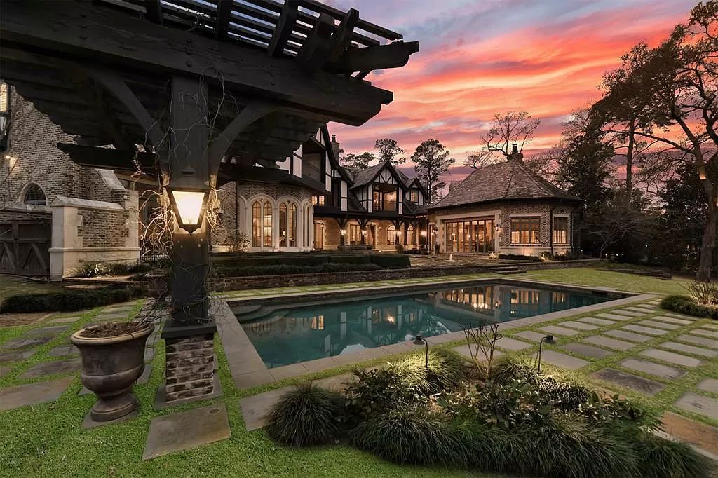This 17900000 English Manor Estate in Houston was Built of Only The Finest Materials 5
