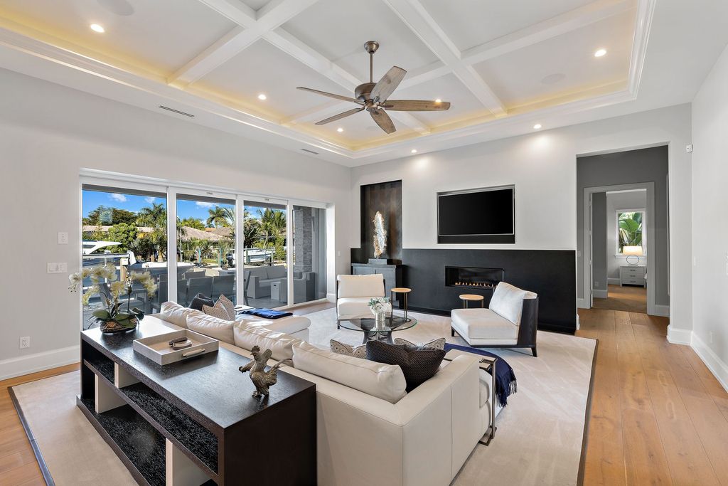 The Home in Naples is a sleek estate with a spacious interior and exquisite finishes on every surface now available for sale. This home located at 1275 Wahoo Ct, Naples, Florida