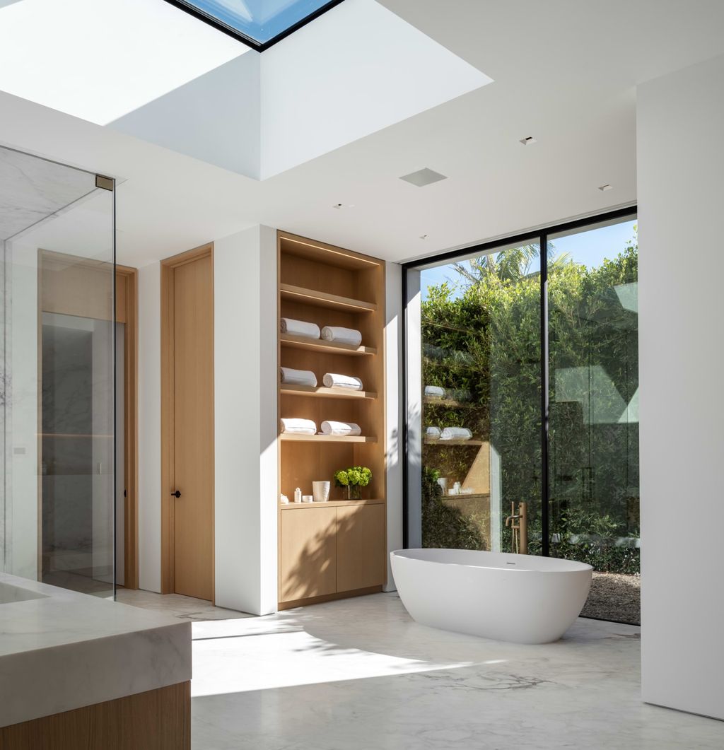 The Mansion in Beverly Hills is a serene architectural masterpiece sitting on the best lot in the ultra-exclusive Trousdale Estates enclave now available for sale. This home located at 620 Arkell Dr, Beverly Hills, California