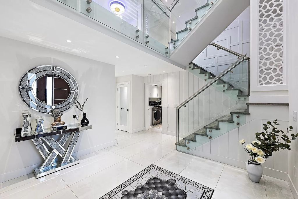 The House in Surrey has 3 storey with the massive media room and bar room add some extra space for entertaining your guests, now available for sale