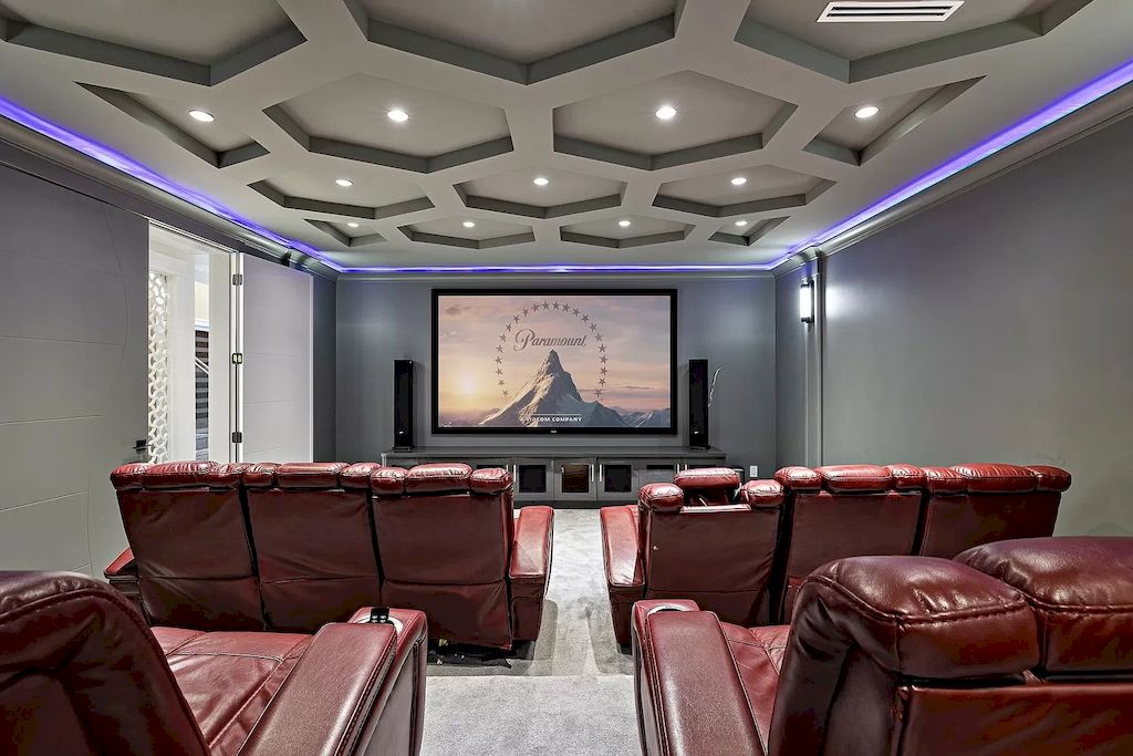 The House in Surrey has 3 storey with the massive media room and bar room add some extra space for entertaining your guests, now available for sale