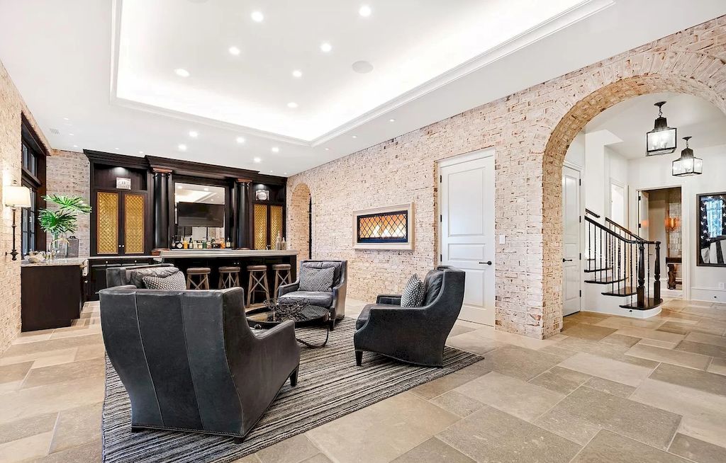 The Home in North Carolina is a luxurious home with classic design and impeccable detailing now available for sale. This home located at 2029 Giovanni Ct, Cary, North Carolina; offering 06 bedrooms and 09 bathrooms with 12,846 square feet of living spaces. 
