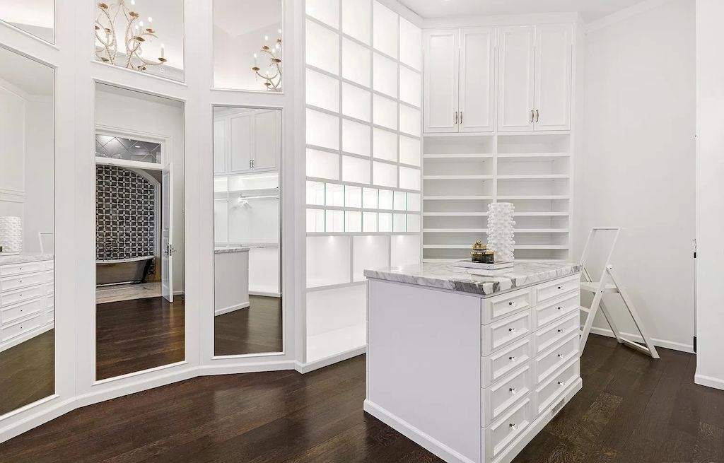 The Home in North Carolina is a luxurious home with classic design and impeccable detailing now available for sale. This home located at 2029 Giovanni Ct, Cary, North Carolina; offering 06 bedrooms and 09 bathrooms with 12,846 square feet of living spaces. 