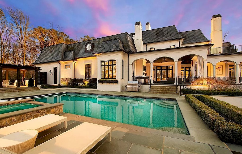 The Home in North Carolina is a luxurious home with classic design and impeccable detailing now available for sale. This home located at 2029 Giovanni Ct, Cary, North Carolina; offering 06 bedrooms and 09 bathrooms with 12,846 square feet of living spaces. 