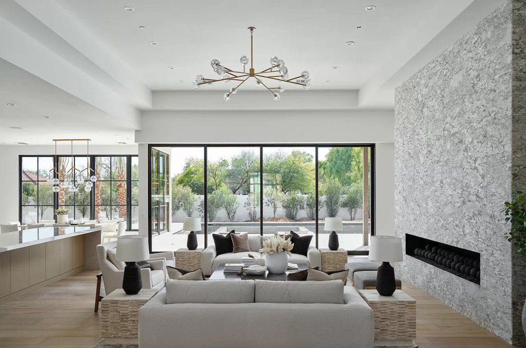 Single level modern Residence in Arizona asks for $12,500,000 designed by Norton Luxury Homes