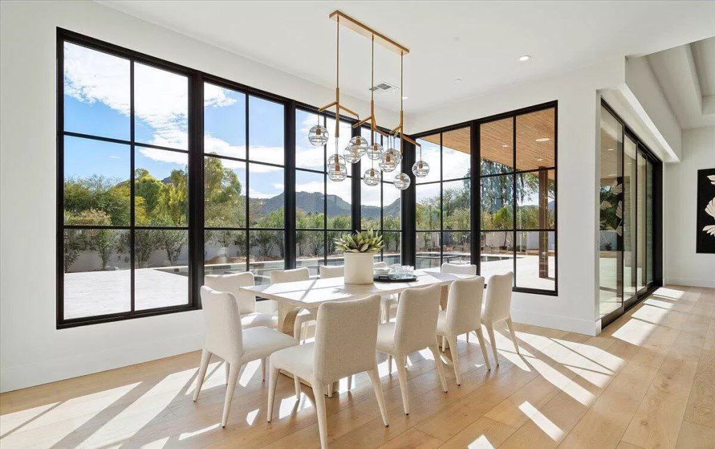 Single level modern Residence in Arizona asks for $12,500,000 designed by Norton Luxury Homes