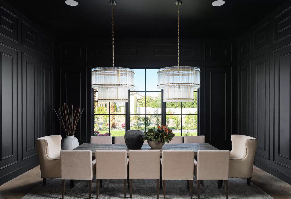 Single level modern Residence in Arizona asks for $12,500,000 designed by Norton Luxury Homes