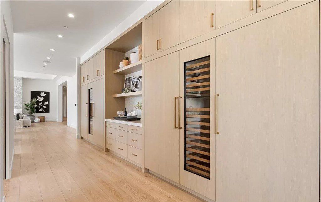 Single level modern Residence in Arizona asks for $12,500,000 designed by Norton Luxury Homes