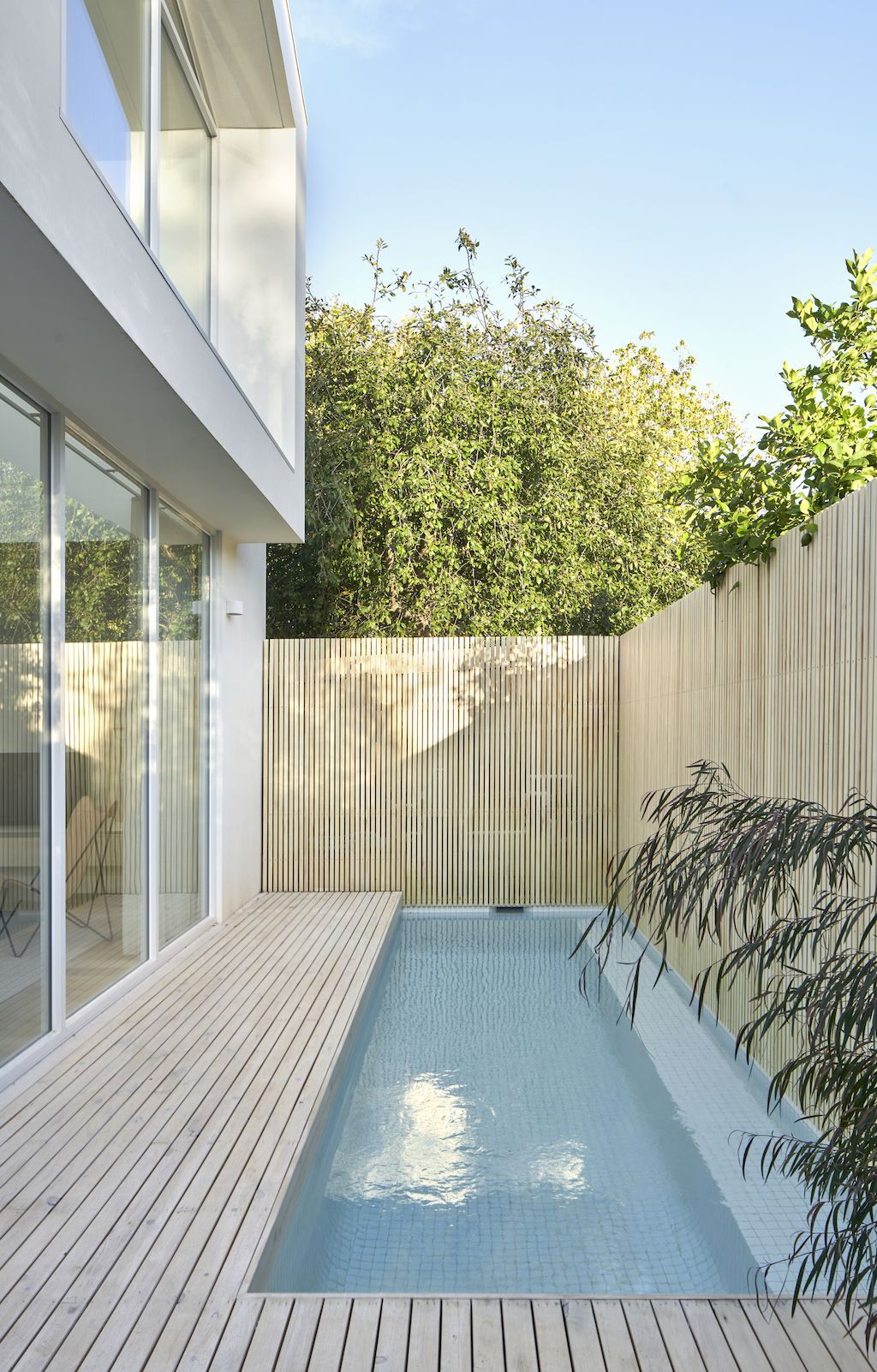 A Modern Family Home Kellett Street House by C.Kairouz Architects 9 compressed