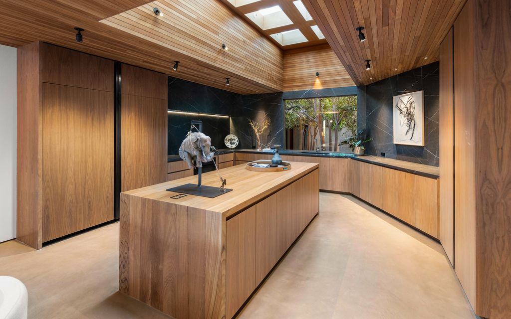 The Home in Beverly Hills is a true trophy of mid century modern design showcasing luxury, unparalleled scale and sophistication now available for sale. This home located at 960 N Alpine Dr, Beverly Hills, California