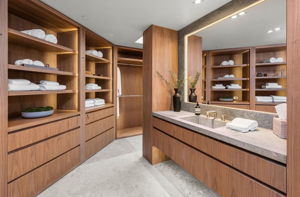 The Home in Beverly Hills is a true trophy of mid century modern design showcasing luxury, unparalleled scale and sophistication now available for sale. This home located at 960 N Alpine Dr, Beverly Hills, California